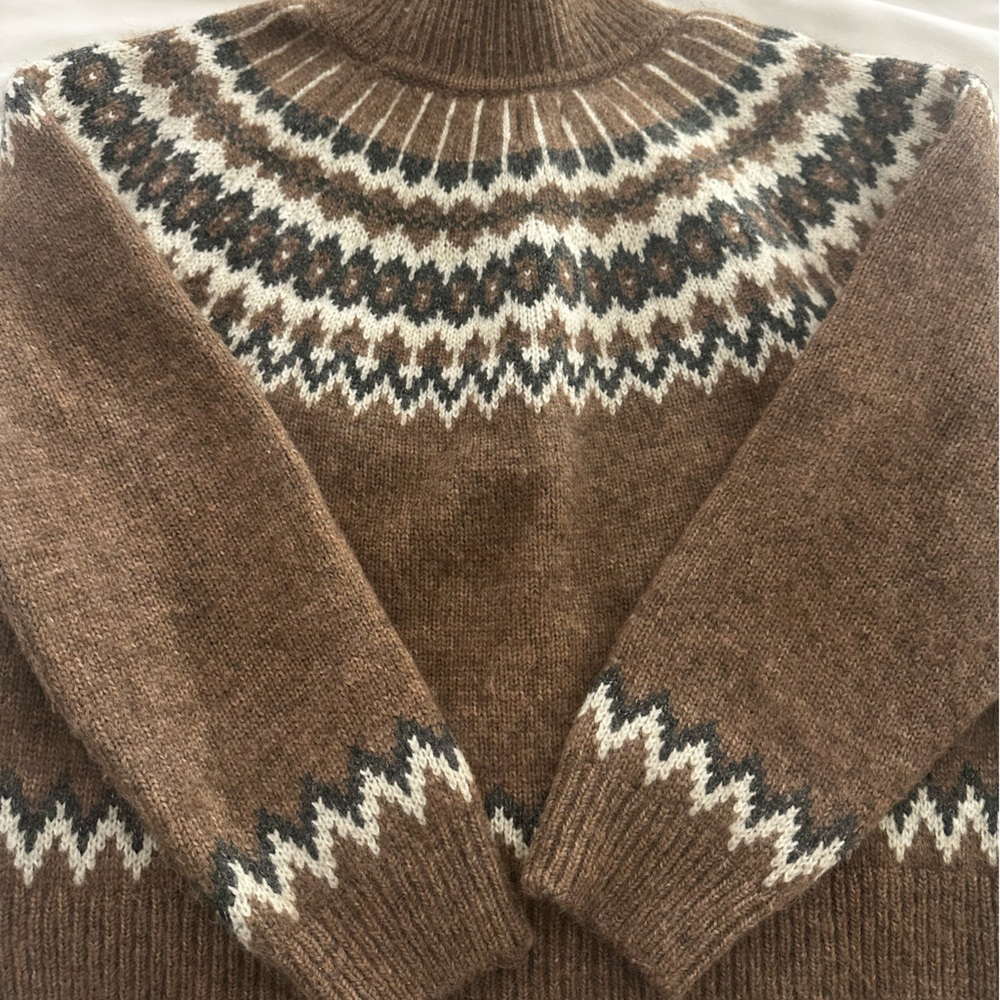 Gap Sweater